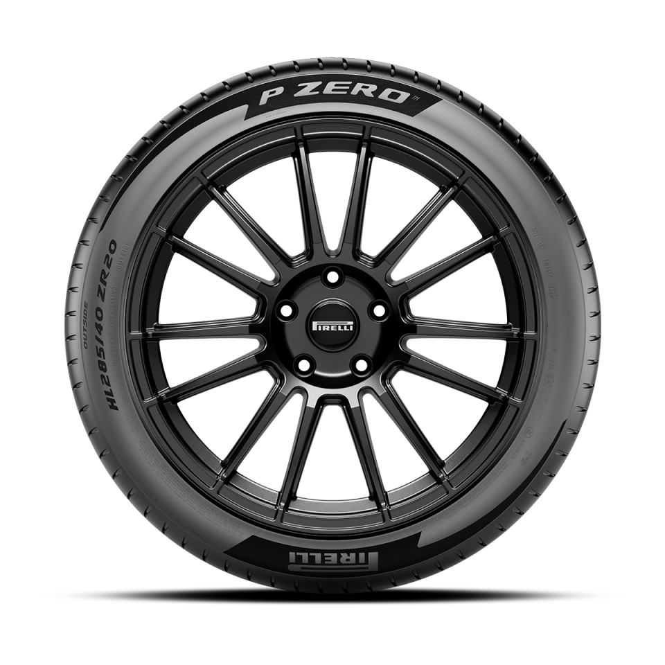 225/40R18 92Y XL P Zero (PZ5)